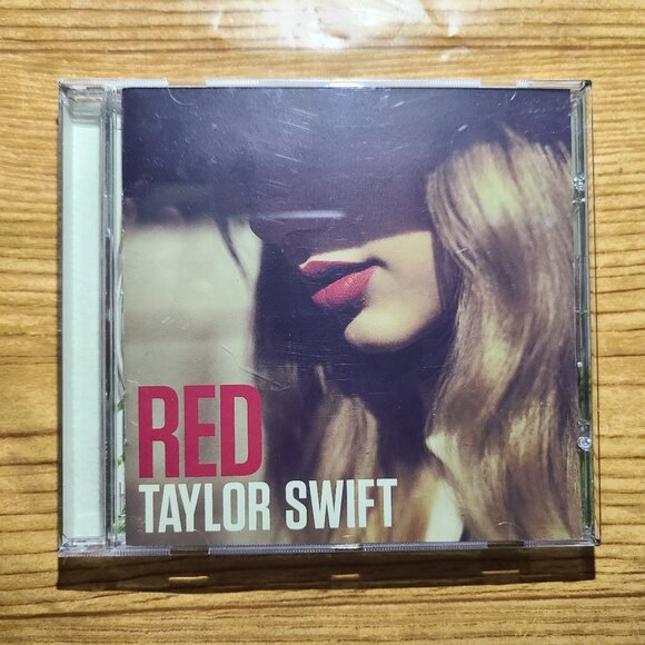 Taylor Swift "RED" Music CD - Picture 1 of 4
